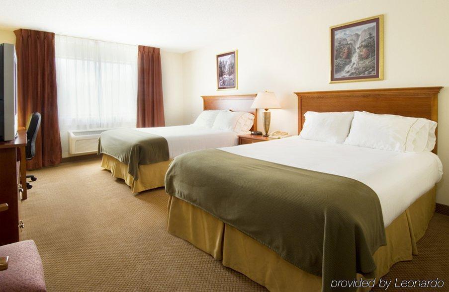 Express By Ihg Hotel